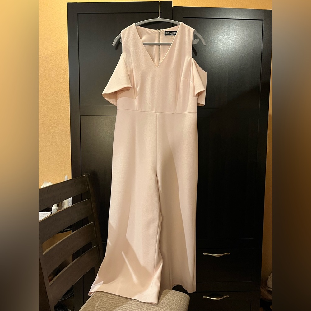Karl Lagerfeld Wide-Leg Jumpsuit/ Romper. Cold Shoulder. Peach/ pale pink. 6 - Picture 9 of 9